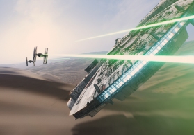 star-wars-the-force-awakens-millennium-falcon-imax1
